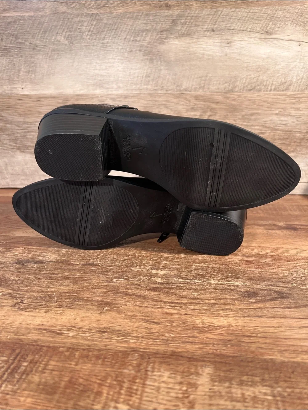 Simply Vera Vera Wang Black Ankle Boots Size 8 Block Heel Booties